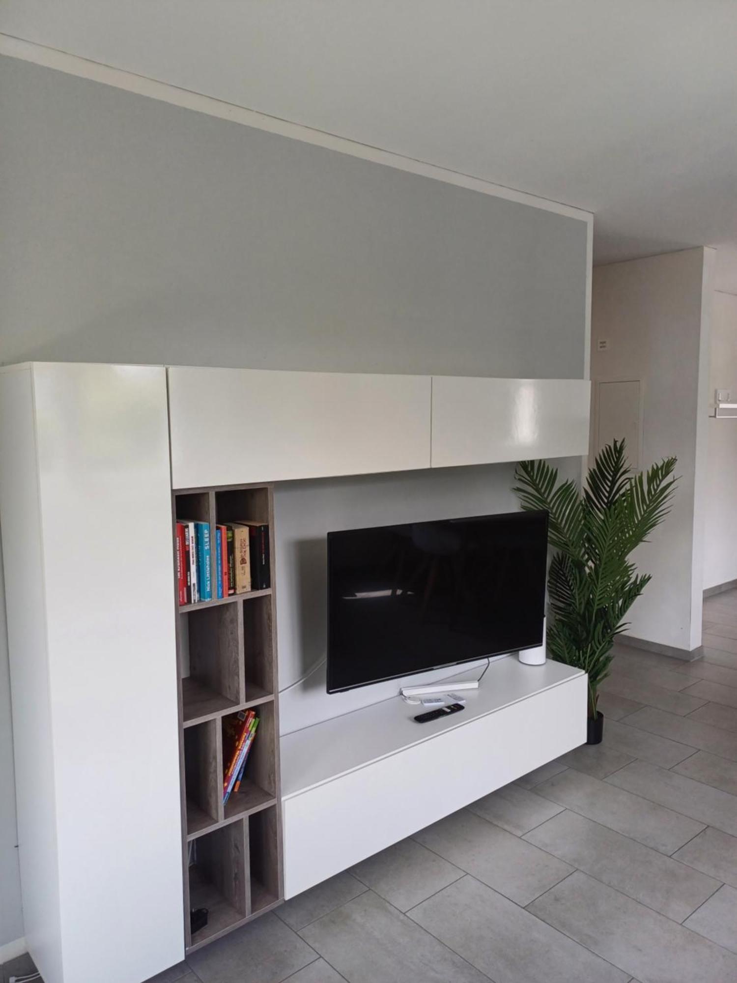 Crown Living Design Apartment - Gratis Parkplatz - Wlan - Kueche - Self Check-In Altach Exterior photo